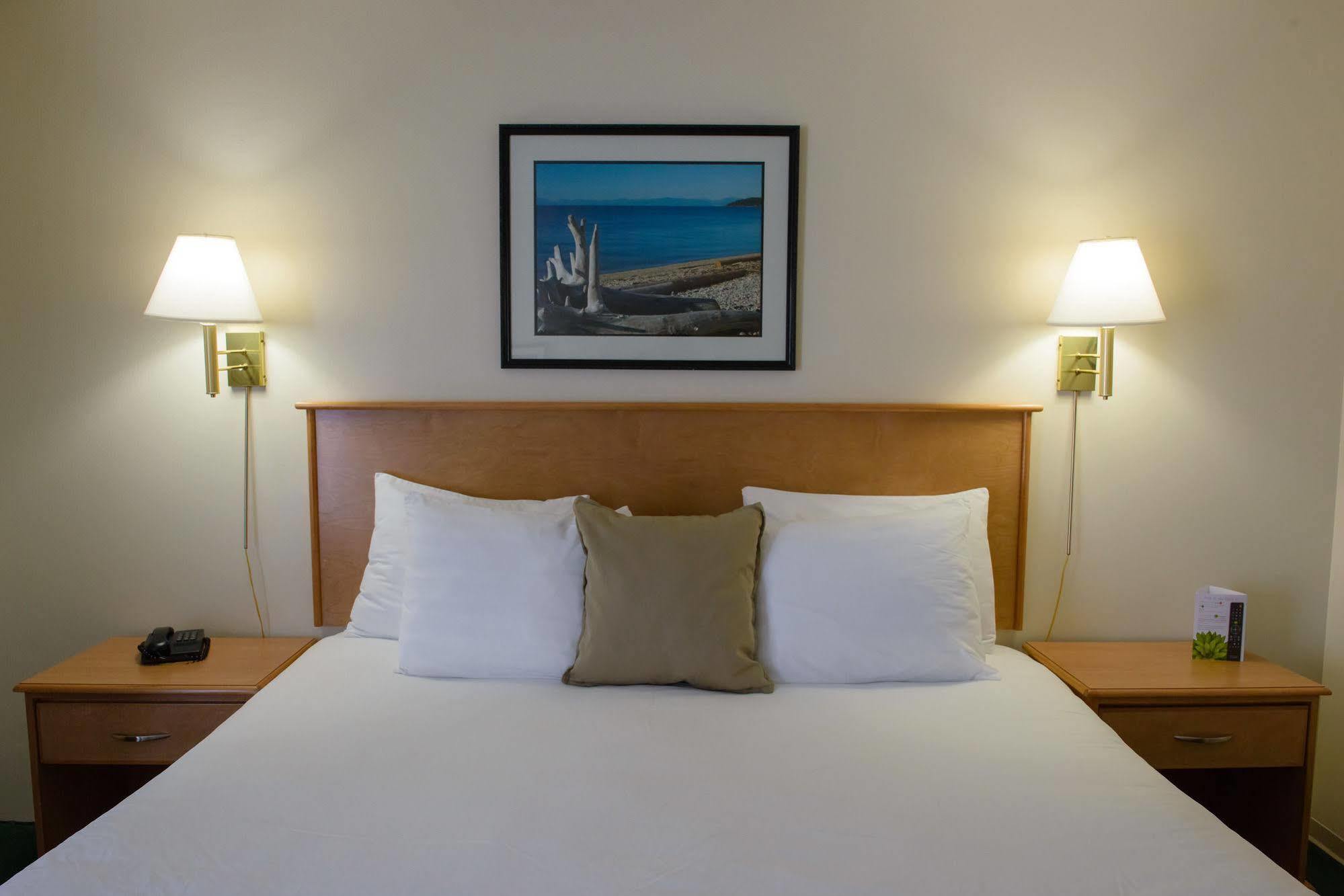 Driftwood Inn Сечелт Екстер'єр фото