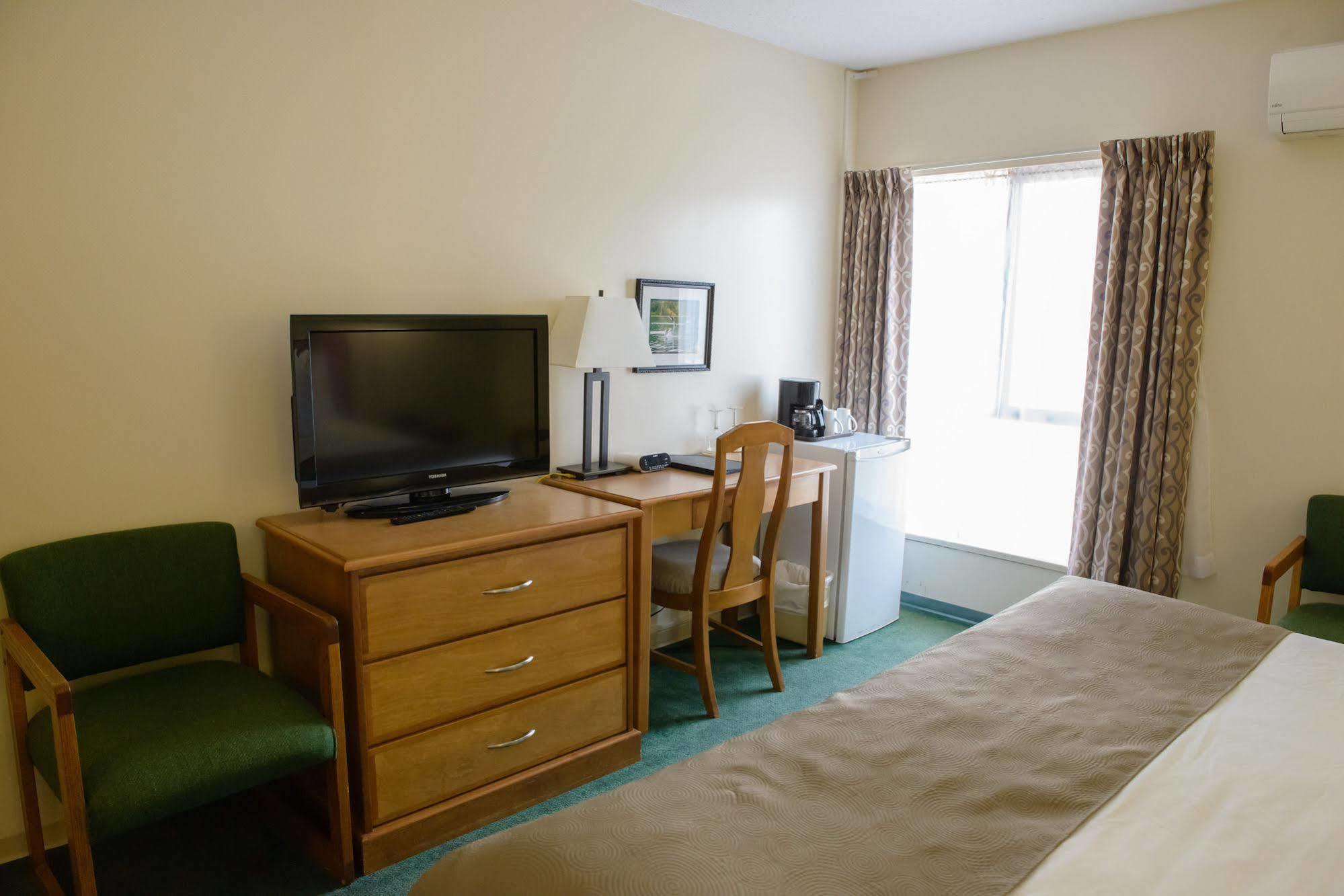 Driftwood Inn Сечелт Екстер'єр фото