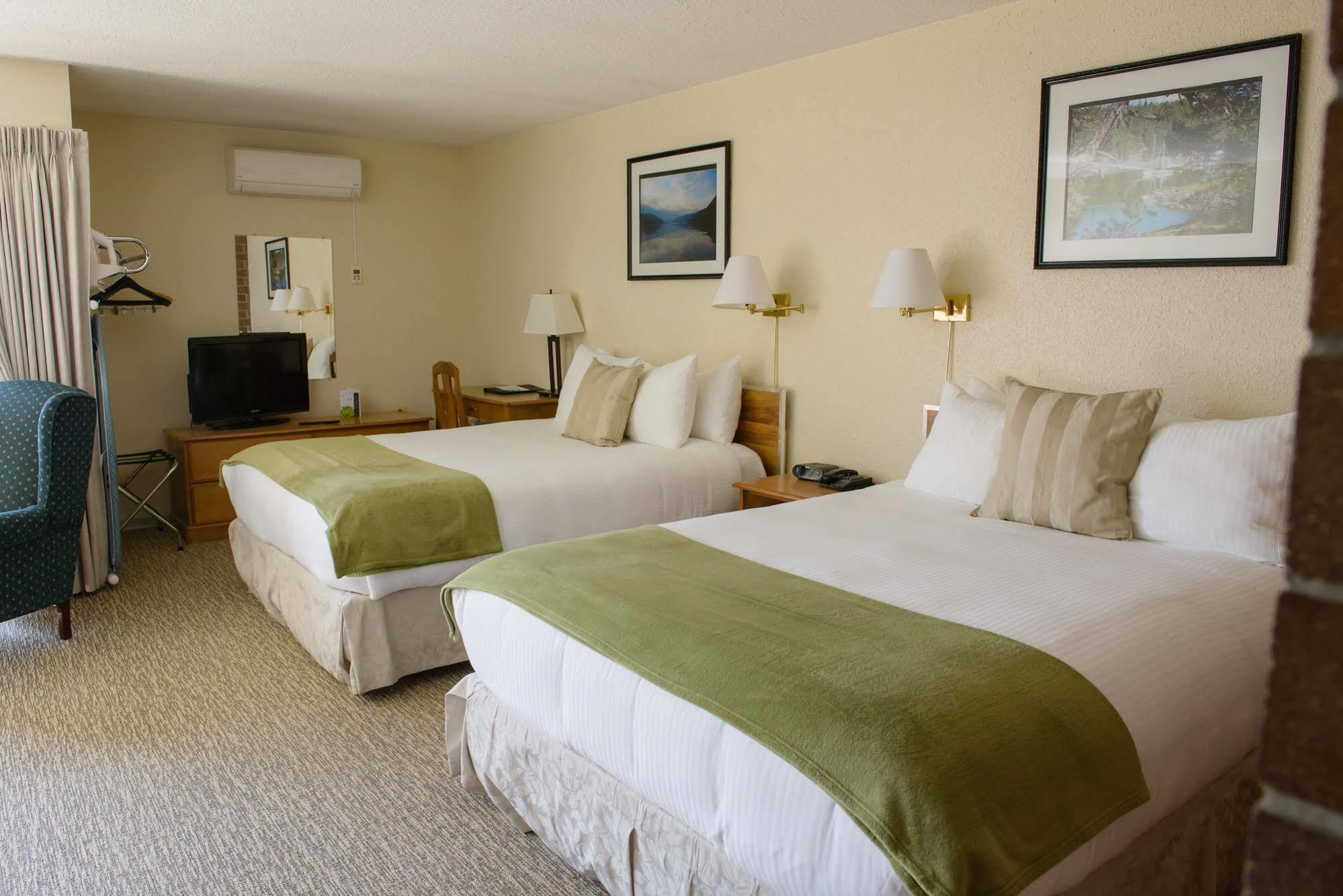 Driftwood Inn Сечелт Екстер'єр фото